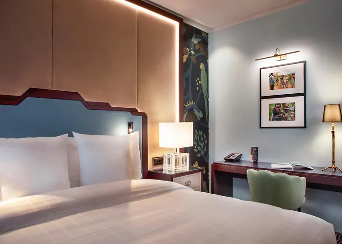 Hotel Bristol